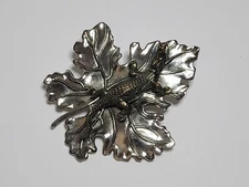 Stephen Dweck Alligator Crocodile on Leaf Metal Dress Scarf Clip