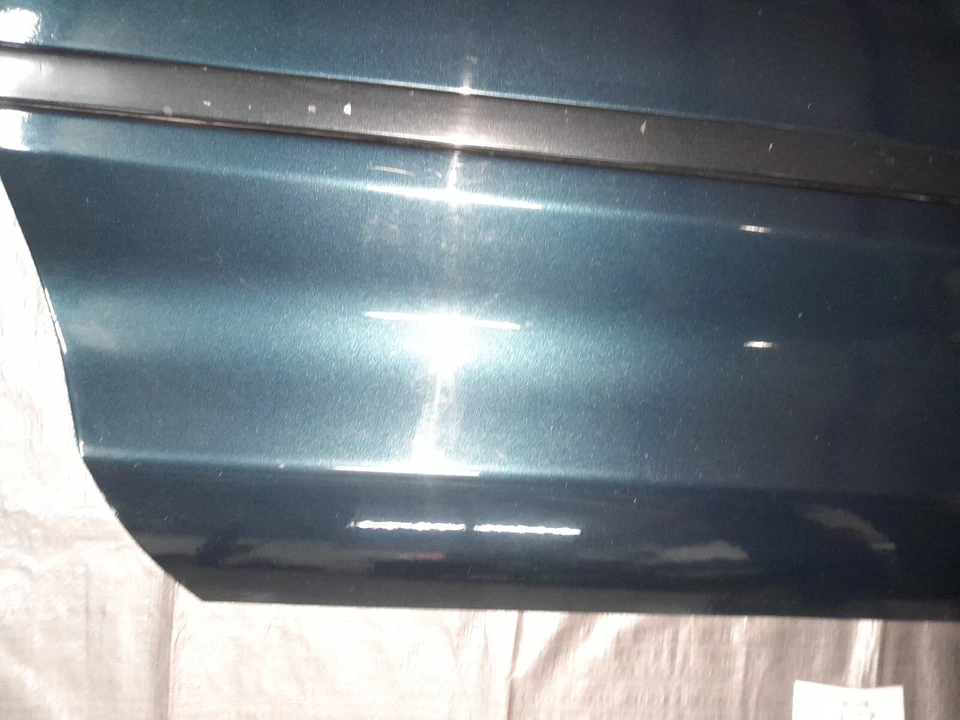 1991-1995 TOYOTA MR2 right passenger door shell SW20 GREEN RH 1992 1993 1994 - Image 4 of 4