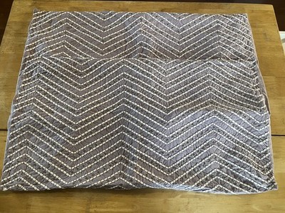 Set Of 2 West Elm 20'' X 36'' Purple White Pillow Sham Covers Pillowcases A17