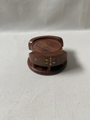 Holzuntersetzer Ibiza Souvenir Tourist Floral geätzt geschnitzt Muster 7 cm klein