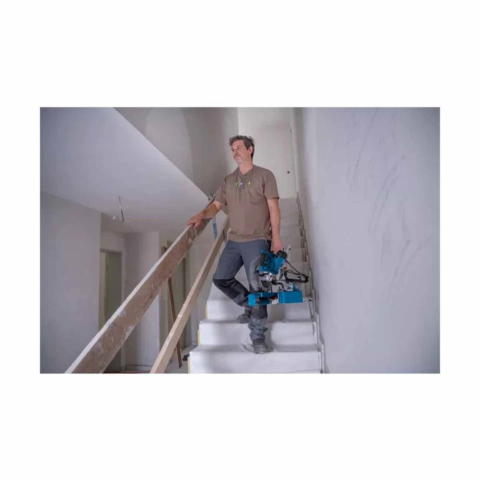 Bosch GCM 305-216 D 216mm Sliding Compound Mitre Saw 230V 1200W  - Image 4 of 4