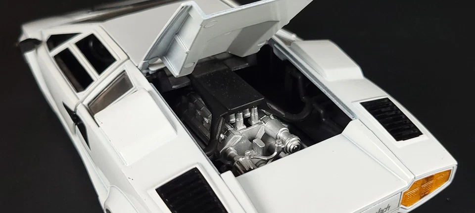 Tonka Polistil 1988 Lamborghini Countach blanco 1/16 sin caja Foto 4 de 4