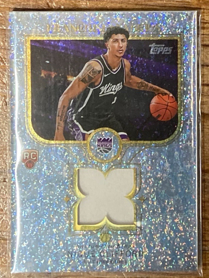 Nique Clifford Franchise Fabrics Holo 2025-26 Topps NBA Game Used