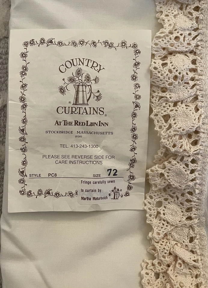 Juego de 2 cortinas Country At The Red Lion Inn crema con adornos de ganchillo paneles de 72" Foto 3 de 4