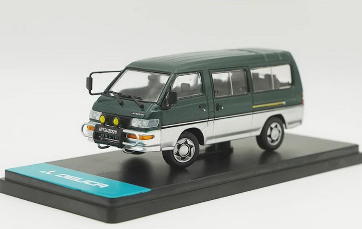 MC 1/43 Scale Mitsubishi Delica L300 Van Green Diecast Car Model