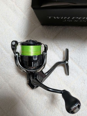 #ad Shimano 20 Twin Power 2500S with 19 Vanquish Spool Japan Used $280.00
