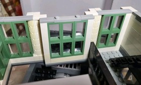 LEGO Creator Expert 10251 Brick Bank w/Instructions No Box Missing 2 pcs Read 