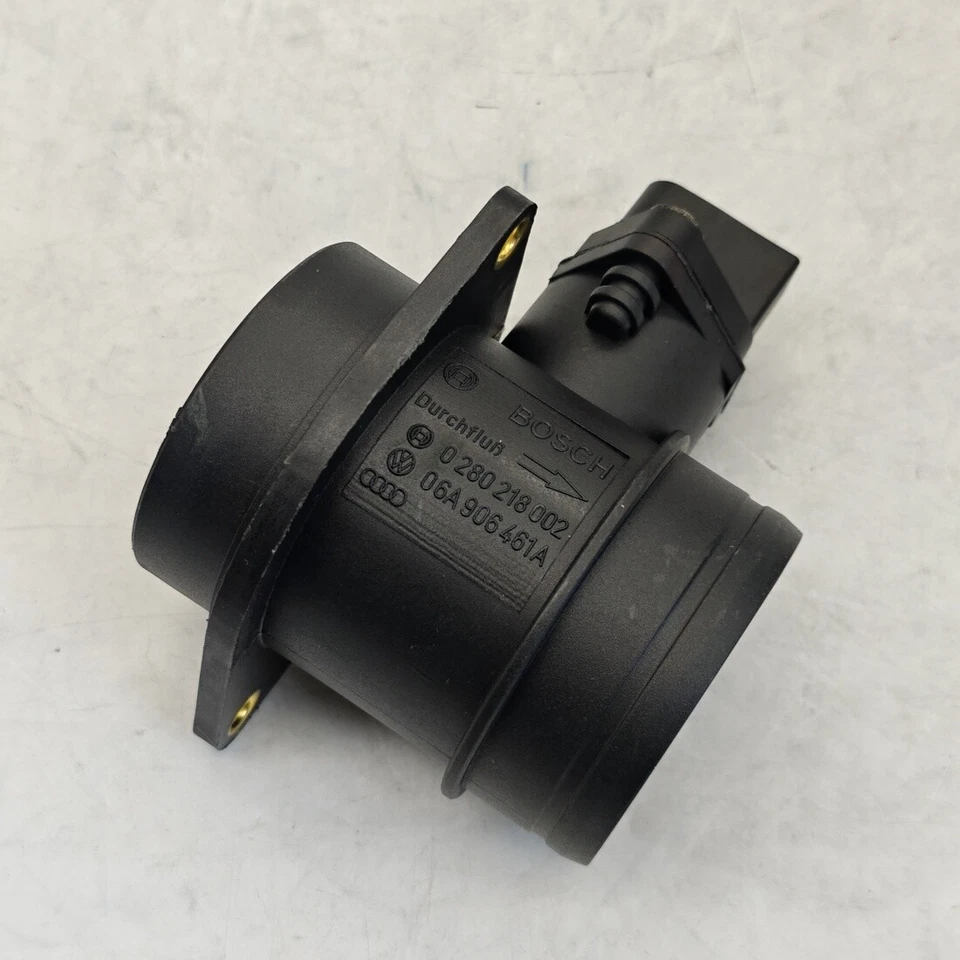 Bosch Mass Air Flow Sensor Meter MAF for Volkswagen Beetle Golf Jetta 06A906461A Foto 3 de 4