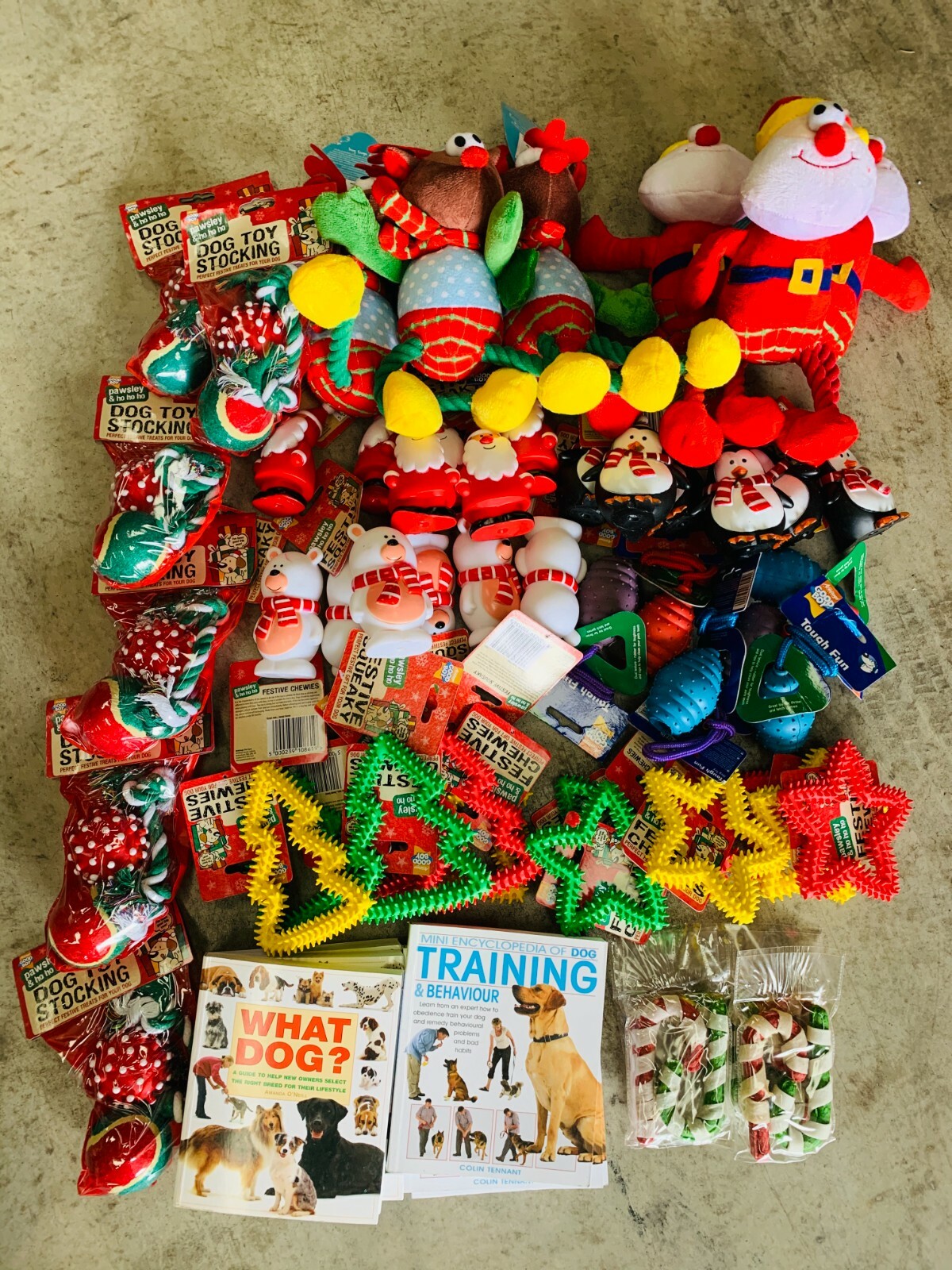 5 ASSORTED CHRISTMAS XMAS TOYS TREATS PET PUPPY DOG DOGGY BARGAIN