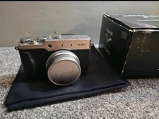 Fujifilm X30 Digital Camera Black/Silver Superb Condition.