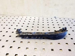 BMW 5 Touring E61 Stoßstangenhalter vorne rechts 51117178078 3.00 26140835