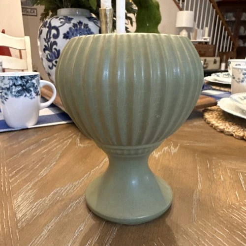 Vintage McCoy Floraline Matte Green Flower Vase 407 USA