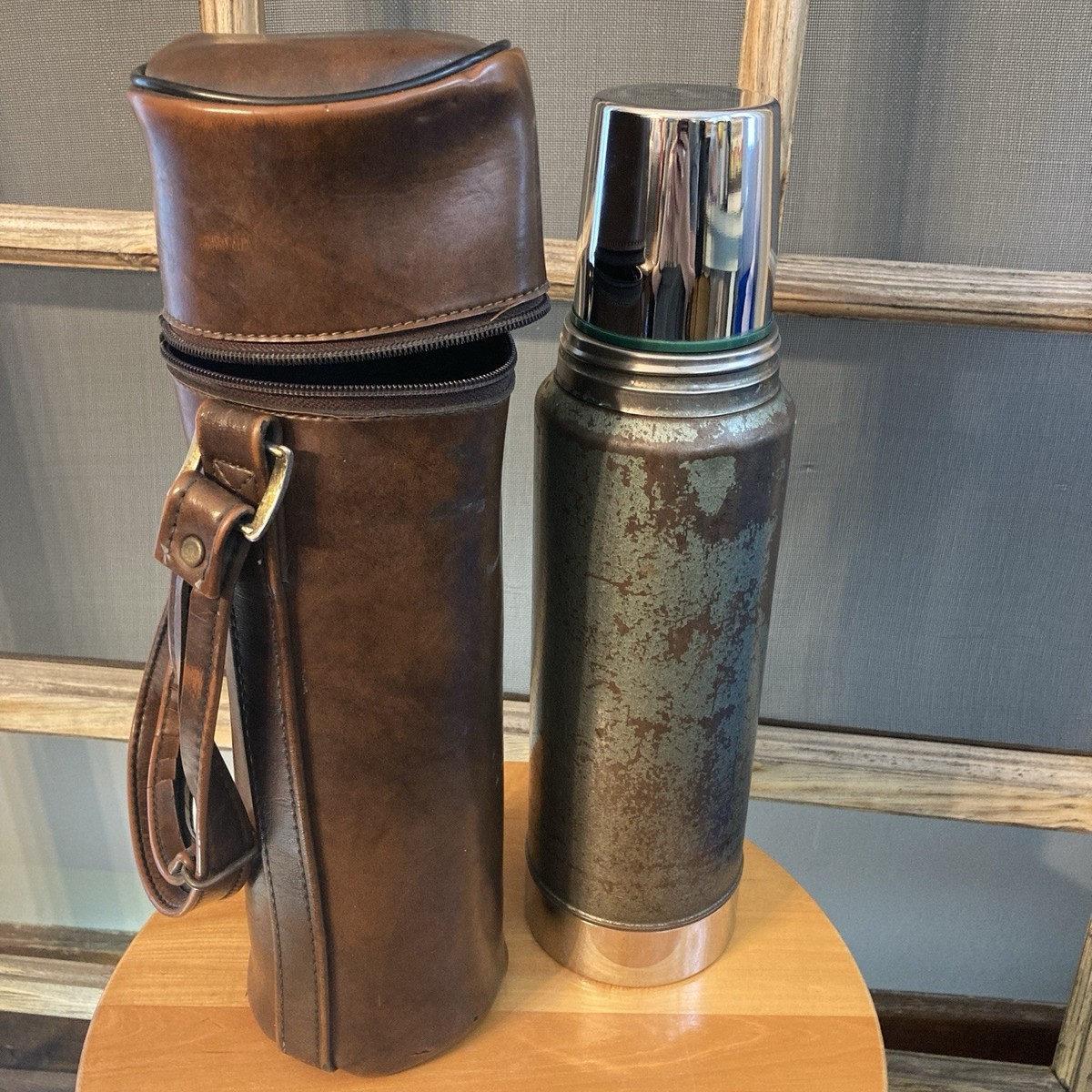 Aladdin Stanley Thermos A-944C Quart 1970's Hot/Cold w/Cup