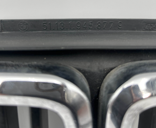BMW E30 Grill Front grill OEM Chrome 84-94 318 325 - Picture 4 of 10