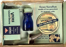 RARE VICKS LABORATORIES BOTTLE VAPORUB SAMPLE SIZE STORE DISPLAY ORIG BOX 1930S