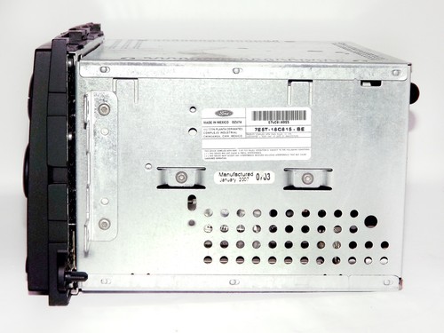 Mercury & Ford Car Radio - AM FM 6 Disc CD - 7E5T-18C815-BE - Picture 2 of 4