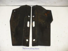 SCOTTS 2046H TRACTOR SHIELDS #M127385BLK/#GX10173 USED FREE SHIPPING