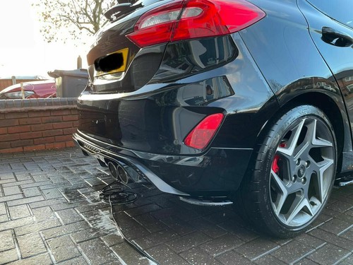 FWPERFORMANCE FIESTA ST MK8 ST/ST LINE LOW SPLITTER KIT GLOSS BLACK ABS PLASTIC - Picture 5 of 5