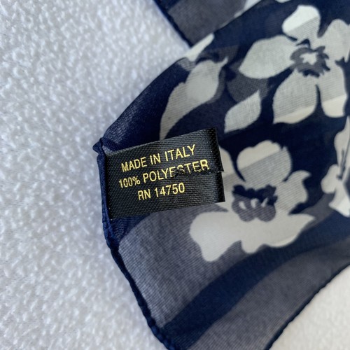 Vintage Blue & White Floral 100% Polyester Square Made In Italy Scarf 19.5” - Picture 5 of 5