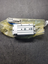 SMC MXQ12-20R Slide Table.