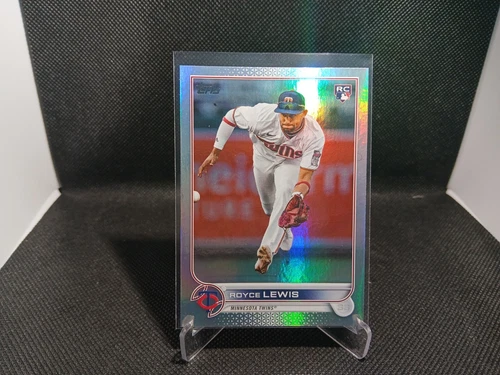 2022 Topps Update Royce Lewis Rainbow Foil RC #US105 Minnesota Twins