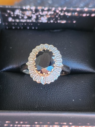 Genuine 9ct Gold Sapphire And Diamond Ring - Picture 3 of 9