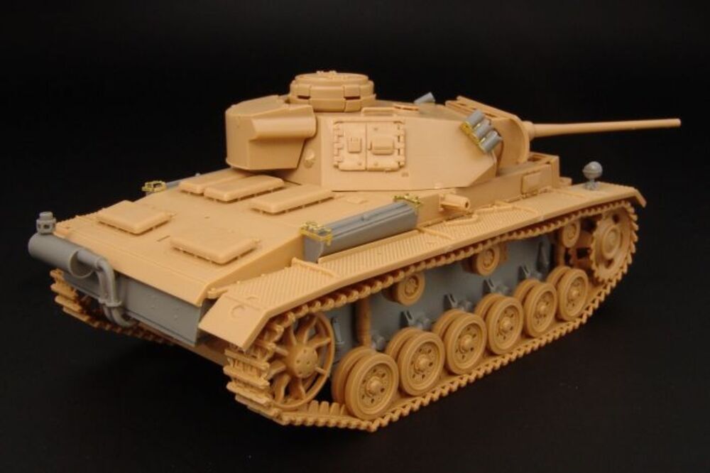 Hauler Models HLX48182 - 1:48 Pz III Ausf M Early Conversion Set - Accessories