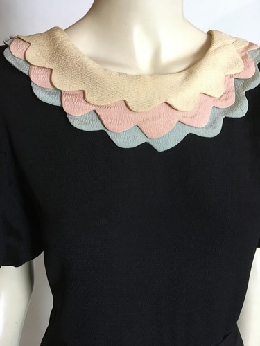 1930s True Vintage Black Novelty Scallop Neckline Puff Sleeves Dress w Belt S - Picture 2 of 17