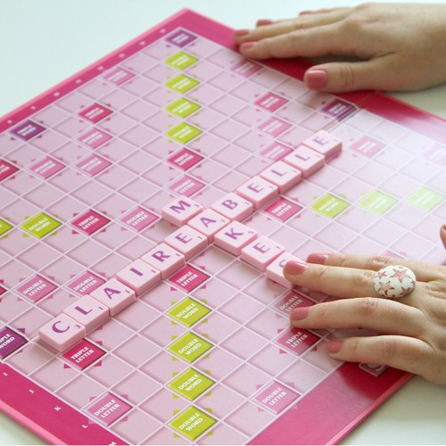 100 Plastik Scrabble Fliesen Weiß Schwarz Buchstaben Zahlen Für Basteln Alphabet - Bild 30 von 35