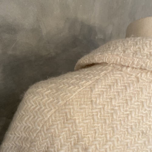 Cashmere wool cream short coat bell sleeves size M - Picture 14 of 18