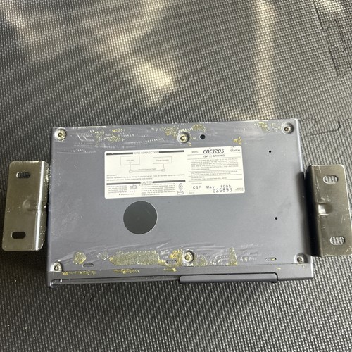 Clarion CDC1205 Digital Audio/twin6 12 Disc Cd Changer. Pro Audio - Picture 5 of 10