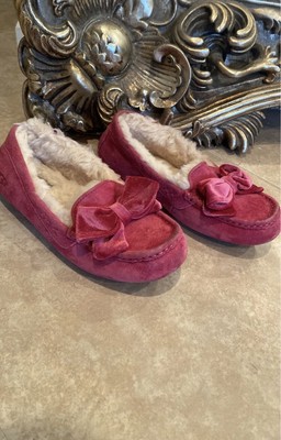 ugg ansley slippers size 7