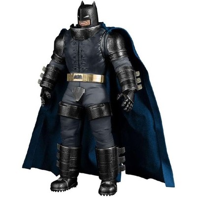 Batman The Dark Knight Returns Dynamic 8ction Heroes 1/9 Armored Batman 21 cm