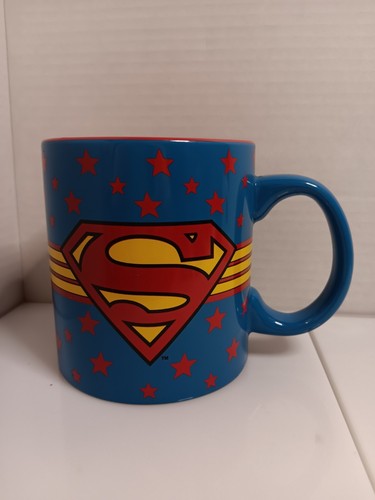 Superman 20oz Coffee Mug Stars, Blue, w/ Socks 9-12, Cards, Towel & Comic - Picture 2 of 12