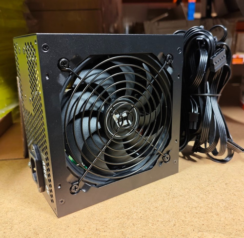 JUSTOP 750W ATX Netzteil Desktop PC PSU 1x 120mm Lüfter PCI-E SATA