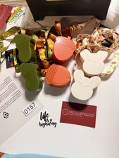 Unisex Unbranded 9 pc Lanyard