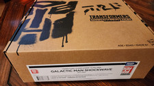 Transformers War for Cybertron Generations Selects   Galactic Man Shockwave