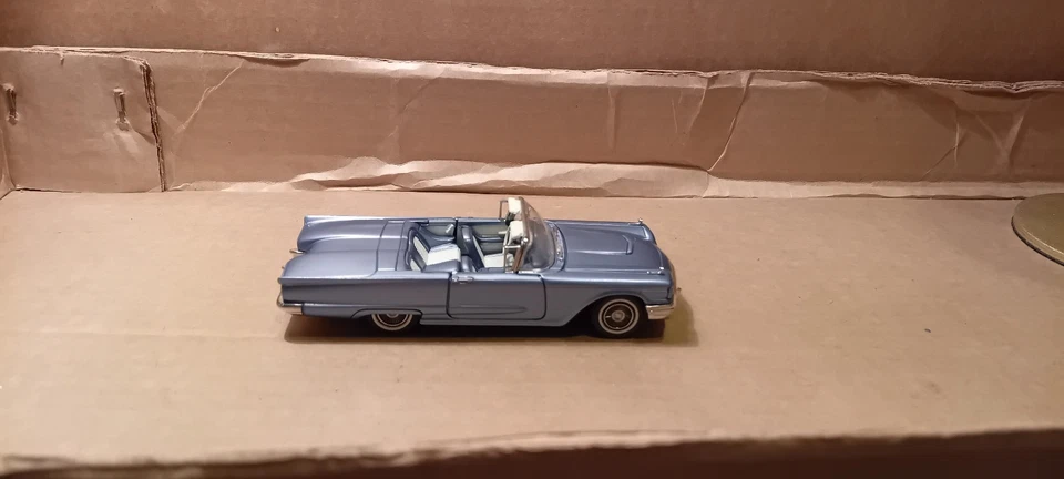 franklin mint 1/43 ford T-Bird 1958 - Photo 2/4
