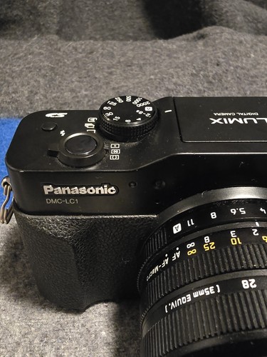 Panasonic Dmc-lc1 Digital Camera Leica Lens. Charger. Read - Picture 4 of 7