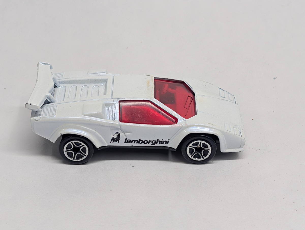 ミニカー MAKEUP Lamborghini Countach LP500 1985 1985 Matchbox Lamborghini Countach LP500S Pearlescent White/Red