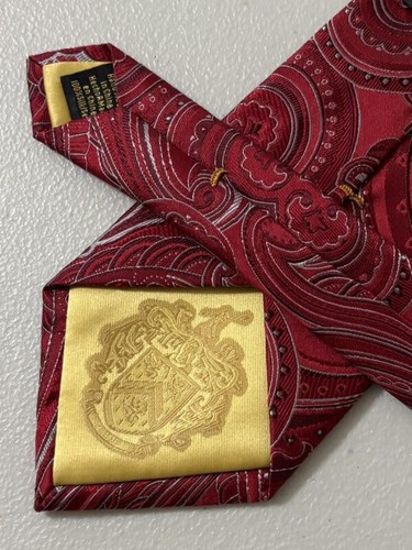 DONALD J. TRUMP NWOT Red Black White Paisley Silk Tie 60 x 3½ - Picture 5 of 5
