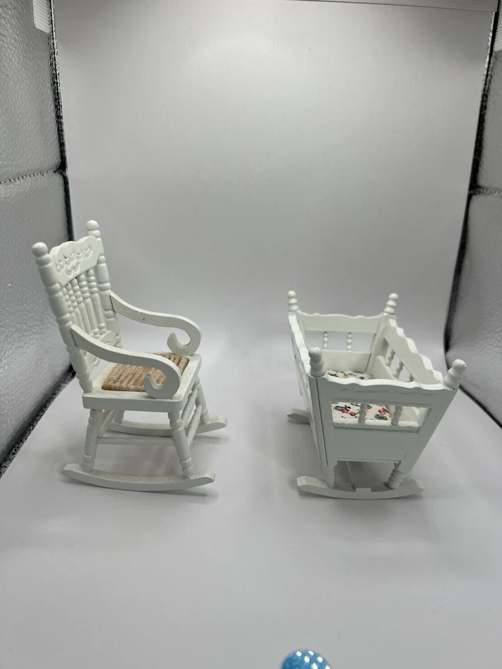 Mueble de cuna para casa de muñecas Melissa & Doug 6 piezas Foto 4 de 4