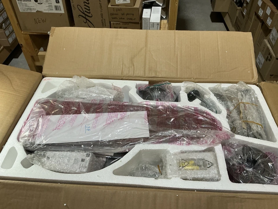 READ!! Hampton Bay Radcliffe 52” Indoor/Outdoor Natural Iron CeilingFan - Image 4 of 4