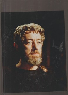 8X10 COLOR PHOTO OF CLOSE UP ALEC GUINNESS