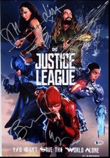 Justice League (6) Ben Affleck, Henry Cavill, Momoa, +2 Signed 12x18 Photo BAS