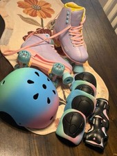 Roller Derby Pixie Adjustable Roller Skates Girls Size 3-6 + Helmet Pads