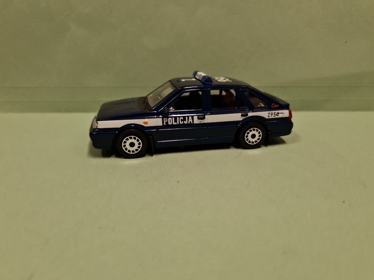 Picture 1 of 7