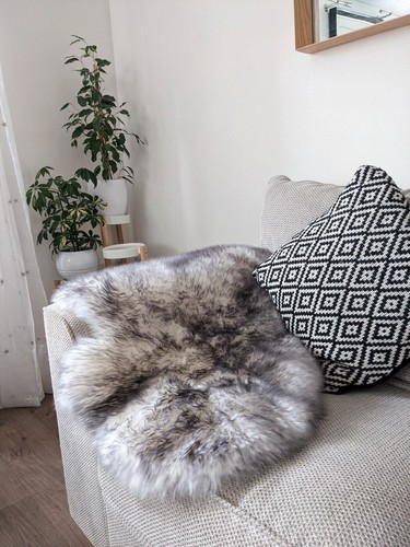 Genuine Wolf Tipped Real Sheepskin Rug Luxury British Throw Premium Silky 100cm - Afbeelding 1 van 5