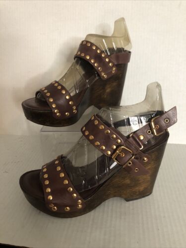 Carlos by Carlos Santana Brown Gold Studs 70’s Y2k Leather Wood Platform Sandals