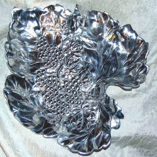 LARGE ARTHUR COURT GRAPE PATTERN LEAF PLATTER 12" SERVE WARE 1993 SERVING BOWL - Picture 5 of 7